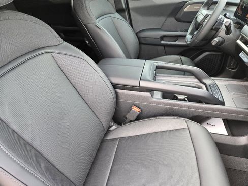 New 2027 Kia Telluride LX image 10