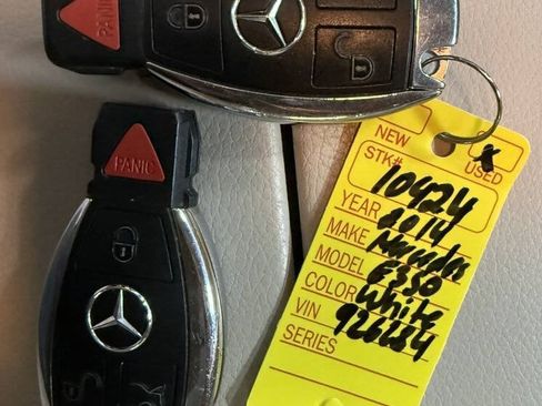 Used 2014 Mercedes-Benz E 350 4MATIC Sedan image 31