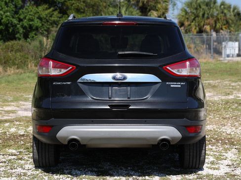 Used 2015 Ford Escape Titanium image 7