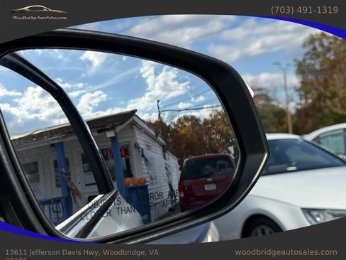 Used 2017 Toyota Highlander Limited image 10