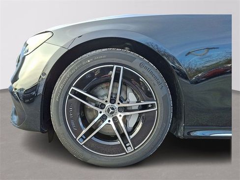 Used 2026 Mercedes-Benz E 350 4MATIC Sedan image 7
