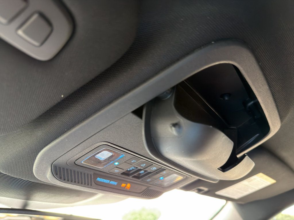 Used 2023 Ford Explorer King Ranch w/ Technology Package RWD image 17