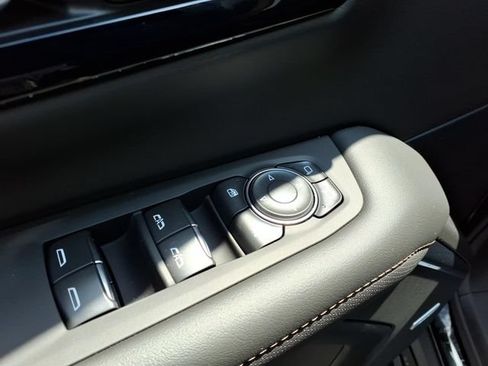 New 2026 Chevrolet Tahoe High Country AWD/4WD image 20