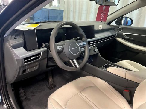 Used 2024 Hyundai Sonata SEL image 8