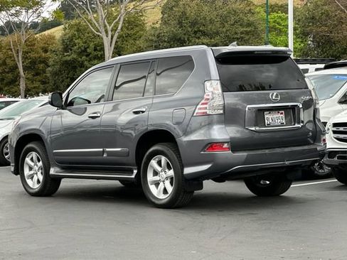 Used 2017 Lexus GX 460 AWD/4WD image 5