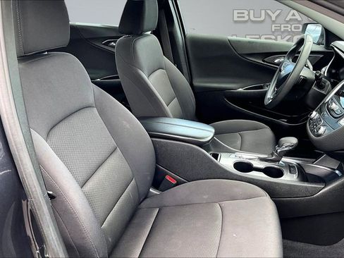 Used 2023 Chevrolet Malibu LT FWD image 7