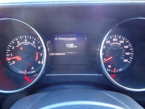 Used 2016 Ford Mustang GT image 8