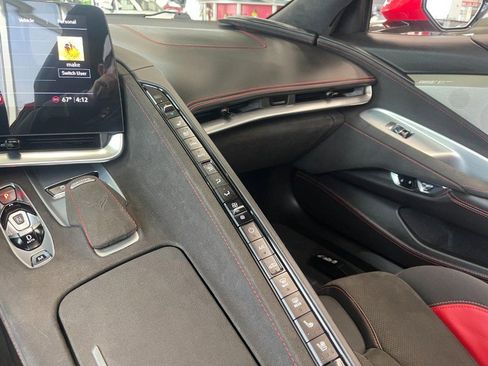 Used 2022 Chevrolet Corvette Stingray Premium Cpe w/ 3LT image 33