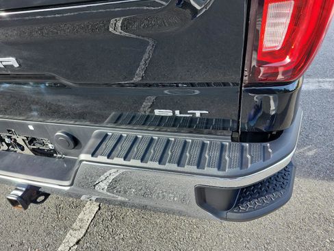 Certified 2023 GMC Sierra 1500 SLT w/ SLT Convenience Package image 4