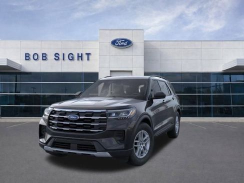 New 2026 Ford Explorer Active image 3