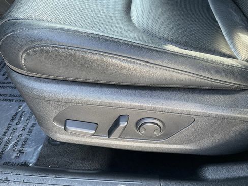 Certified 2023 Kia Sportage SX image 9