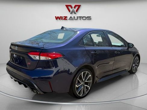 Used 2021 Toyota Corolla SE w/ SE Premium Package FWD image 5