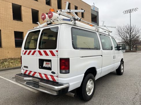 Used 2008 Ford E-350 and Econoline 350 Super Duty image 7