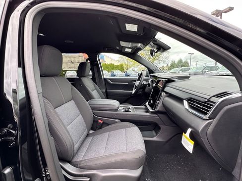 New 2026 GMC Acadia Elevation AWD/4WD image 11