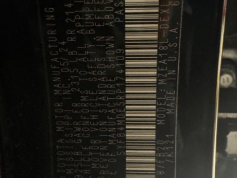 Used 2024 Toyota Corolla LE image 11