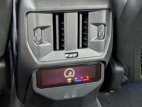 Certified 2025 BMW X3 xDrive30 w/ Premium Package AWD/4WD image 17
