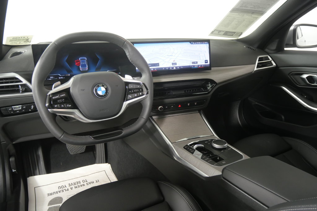Used 2026 BMW 330i Sedan RWD image 18