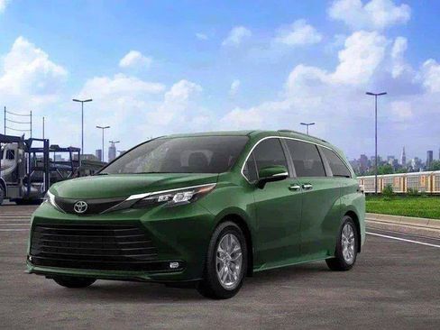 New 2026 Toyota Sienna XLE AWD/4WD image 67