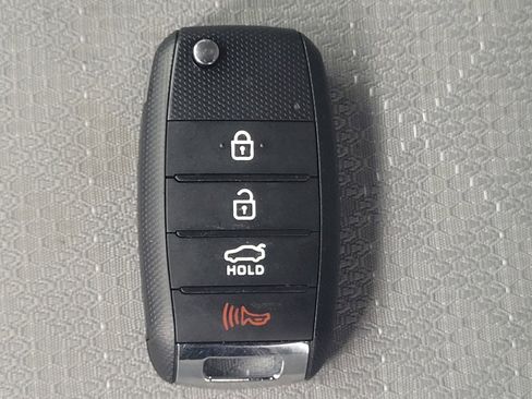 Used 2020 Kia Rio S FWD image 32