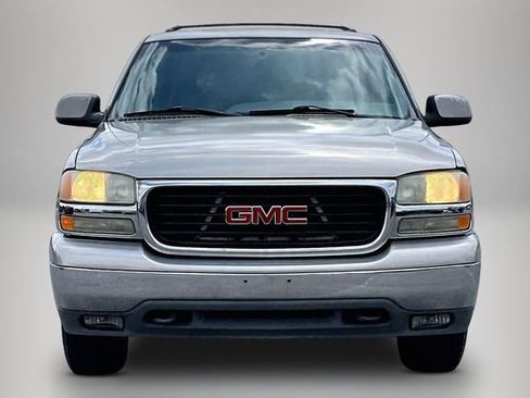 Used 2001 GMC Yukon SLE RWD image 3