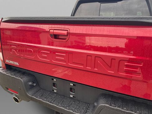 Used 2024 Honda Ridgeline Black Edition image 18