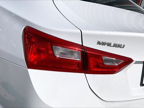 Used 2024 Chevrolet Malibu LT FWD image 26