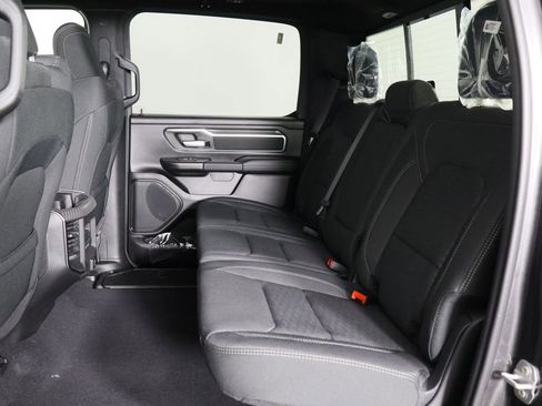 New 2026 RAM 1500 4x4 Crew Cab image 15