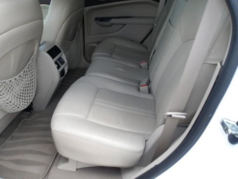 Used 2016 Cadillac SRX Performance FWD image 17
