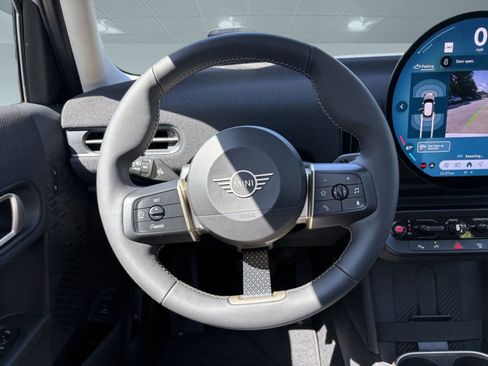 New 2025 MINI Cooper S image 17