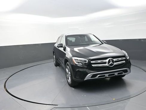 Used 2021 Mercedes-Benz GLC 300 4MATIC image 38