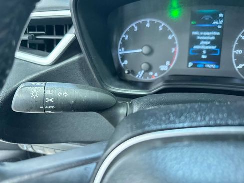 Used 2023 Toyota Corolla SE w/ SE Premium Package image 18