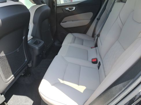 New 2026 Volvo XC60 B5 Plus w/ Protection Package Premier image 7