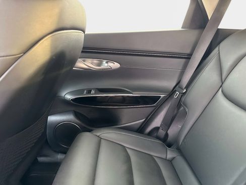 Used 2025 Genesis GV70 2.5T image 16