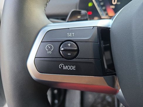 Certified 2025 BMW X2 xDrive28i w/ Premium Package image 23