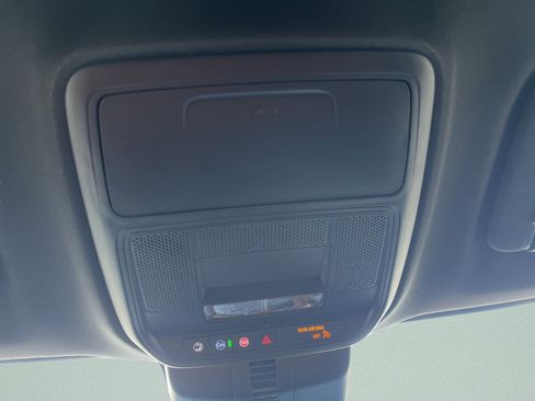 New 2026 GMC Acadia Elevation image 20