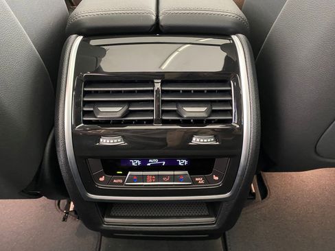 New 2026 BMW X5 xDrive40i w/ Climate Comfort Package image 29