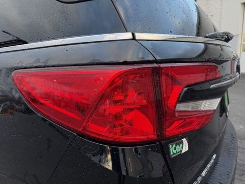 Used 2023 Honda Odyssey EX-L image 4