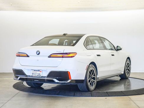 Certified 2023 BMW 740i w/ Parking Assistance Package RWD image 4