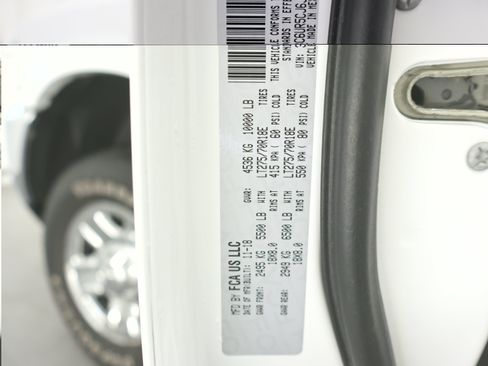 Used 2018 RAM 2500 Tradesman w/ Chrome Appearance Group AWD/4WD image 62