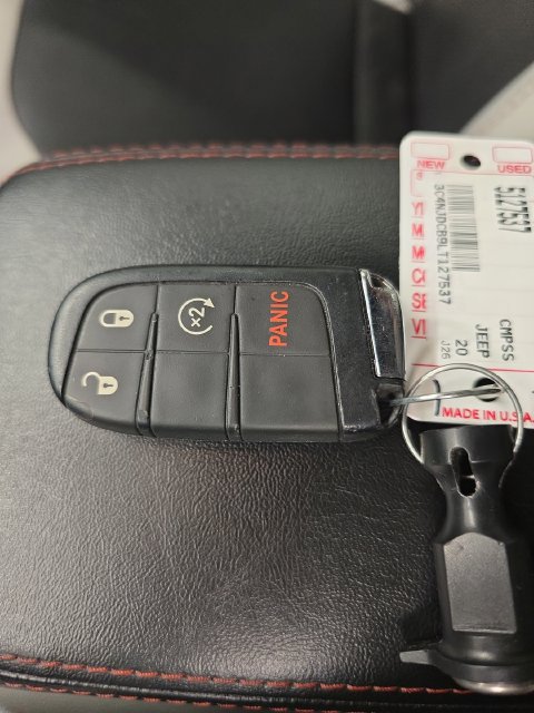 Used 2020 Jeep Compass Limited AWD/4WD image 26
