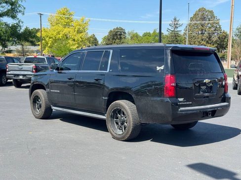 Used 2019 Chevrolet Suburban LT AWD/4WD image 5