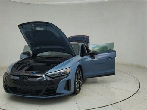 Used 2022 Audi e-tron GT Prestige w/ Prestige Package image 76