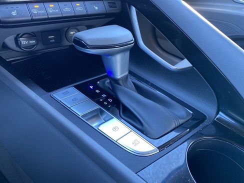 Certified 2023 Hyundai Elantra SEL w/ Convenience Package image 20