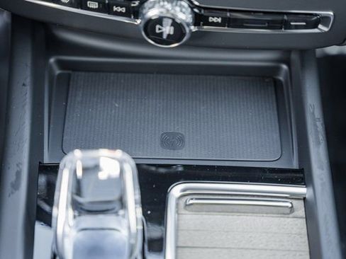 New 2026 Volvo XC60 B5 Plus w/ Protection Package Premier image 24