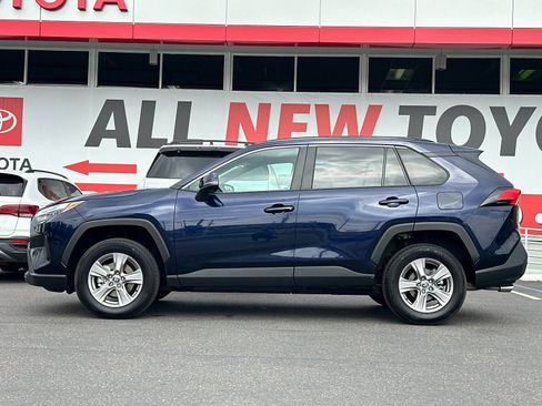 Used 2025 Toyota RAV4 XLE FWD image 2