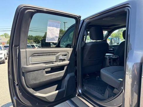 Used 2023 RAM 2500 Big Horn w/ Level 2 Equipment Group AWD/4WD image 18