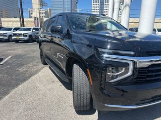 Used 2025 Chevrolet Suburban LS video 1