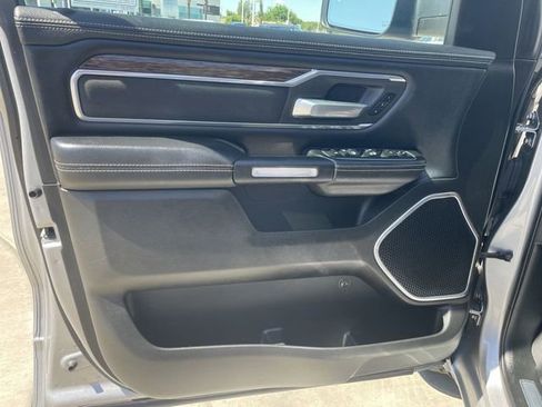 Used 2020 RAM 1500 Laramie AWD/4WD image 22