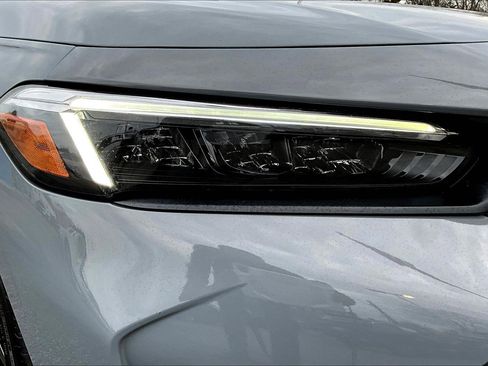 Certified 2025 Honda Civic Sport image 29