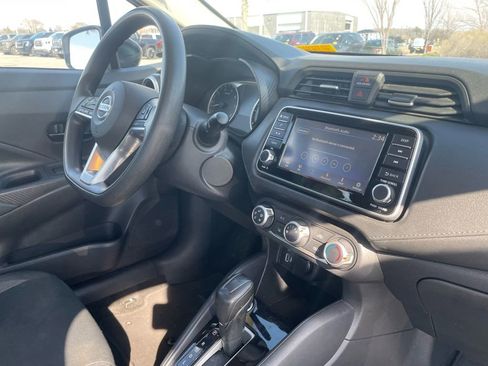 Used 2020 Nissan Versa S image 31